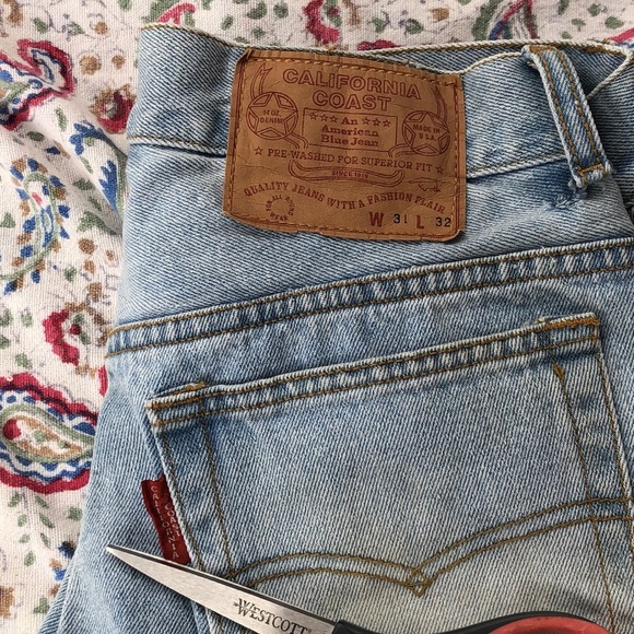 Vintage California Coast Print Jeans - Picture 6 of 14